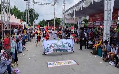 SMP Islam Darunniyah Jetis Raih Juara 2 Lomba Street Parade Drumband Piala Bupati Mojokerto 2026